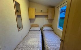 8 Berth Pet Friendly Caravan, Penrhyn Bay, Llandudno